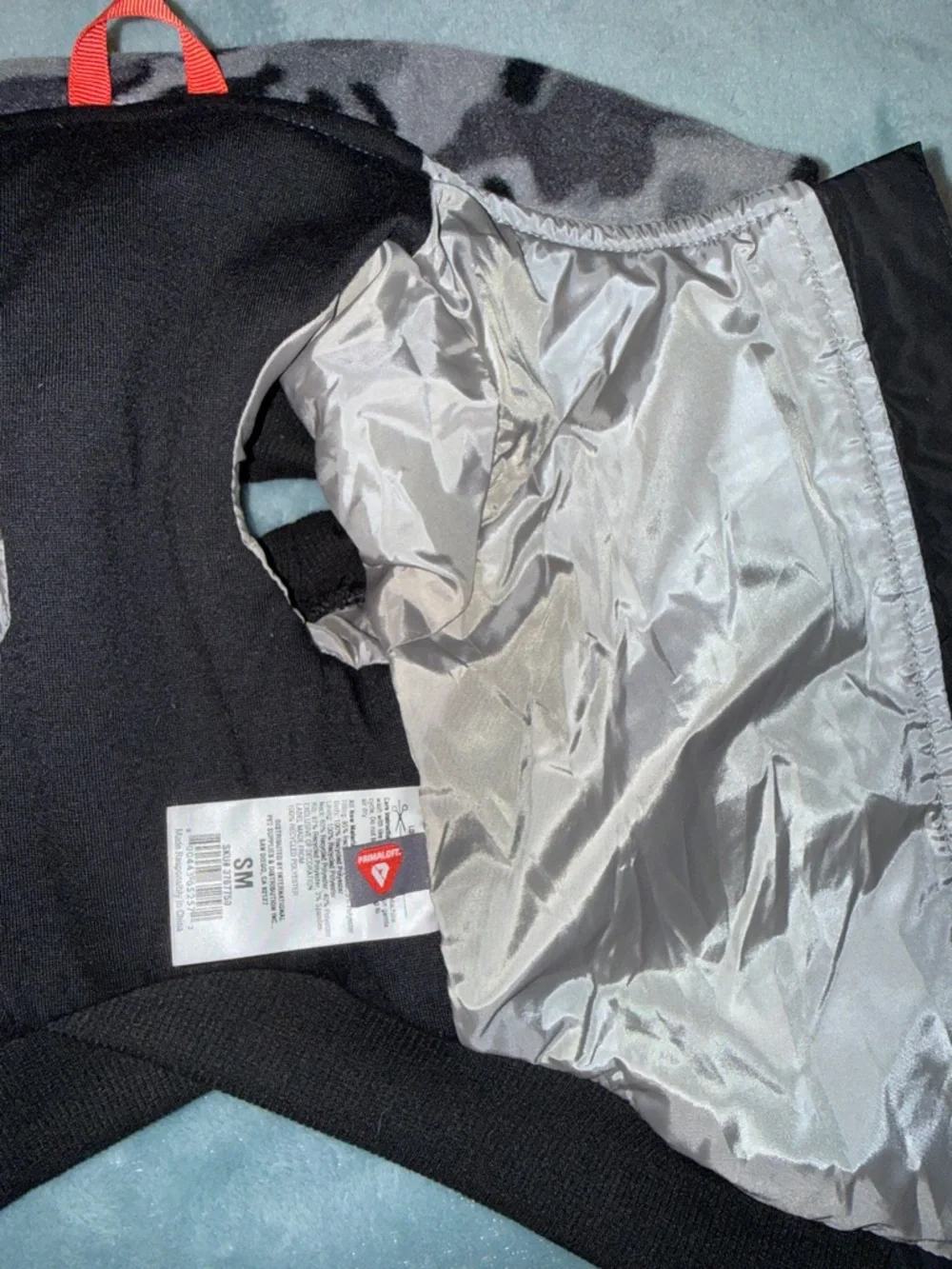 Black Dog Puffer Jacket with Camouflage Collar